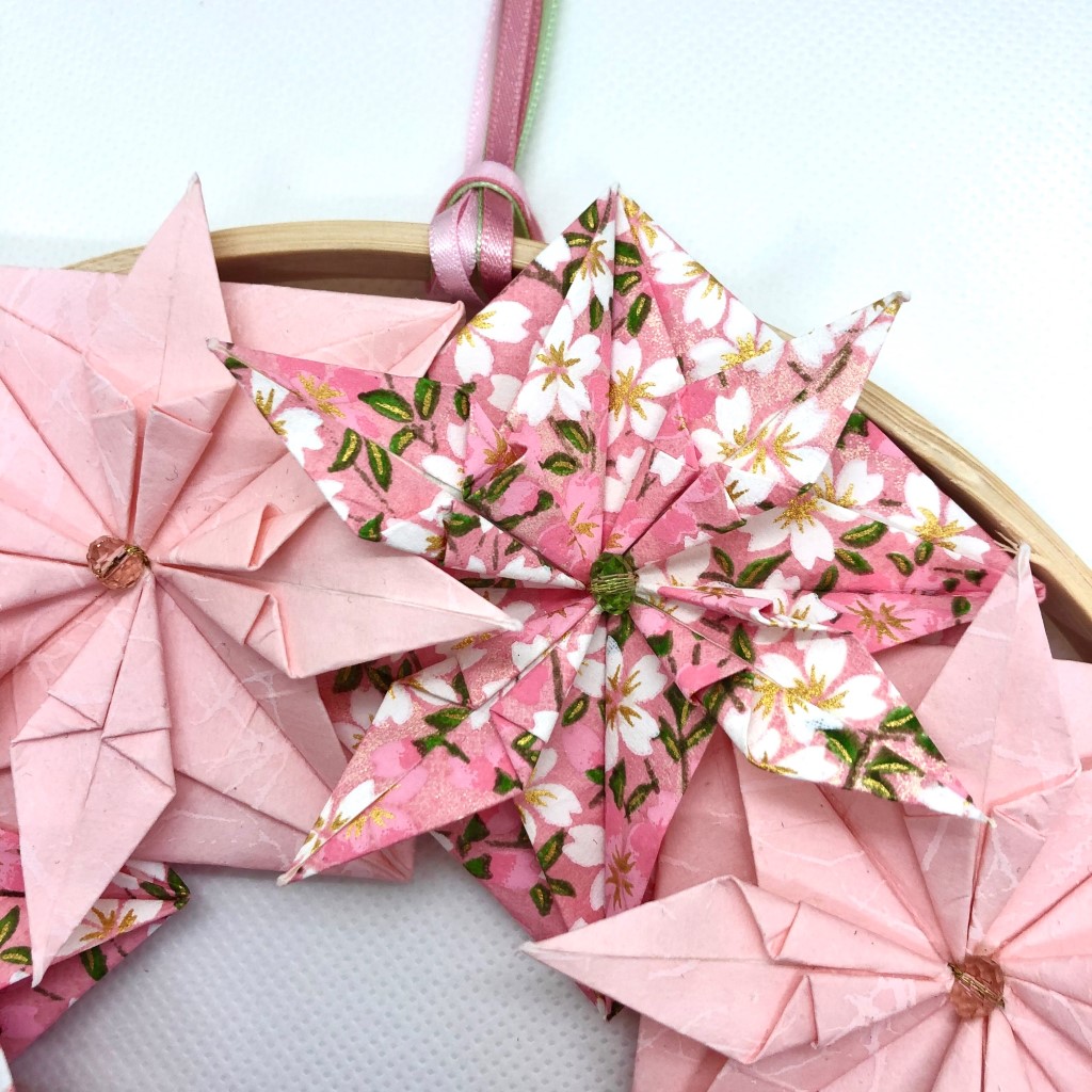 Couronne Kyoto avec pois de senteur en origami – rose