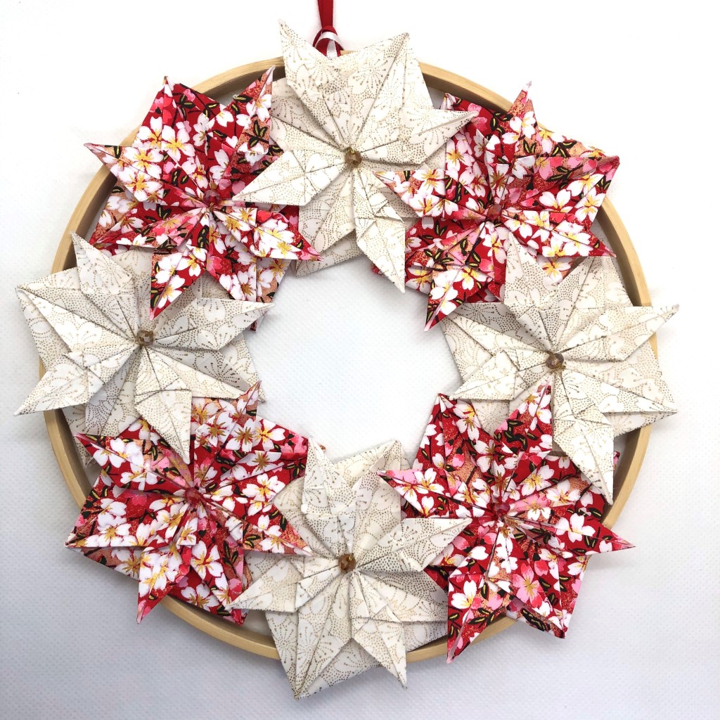Couronne Kyoto avec pois de senteur en origami – rouge et blanche