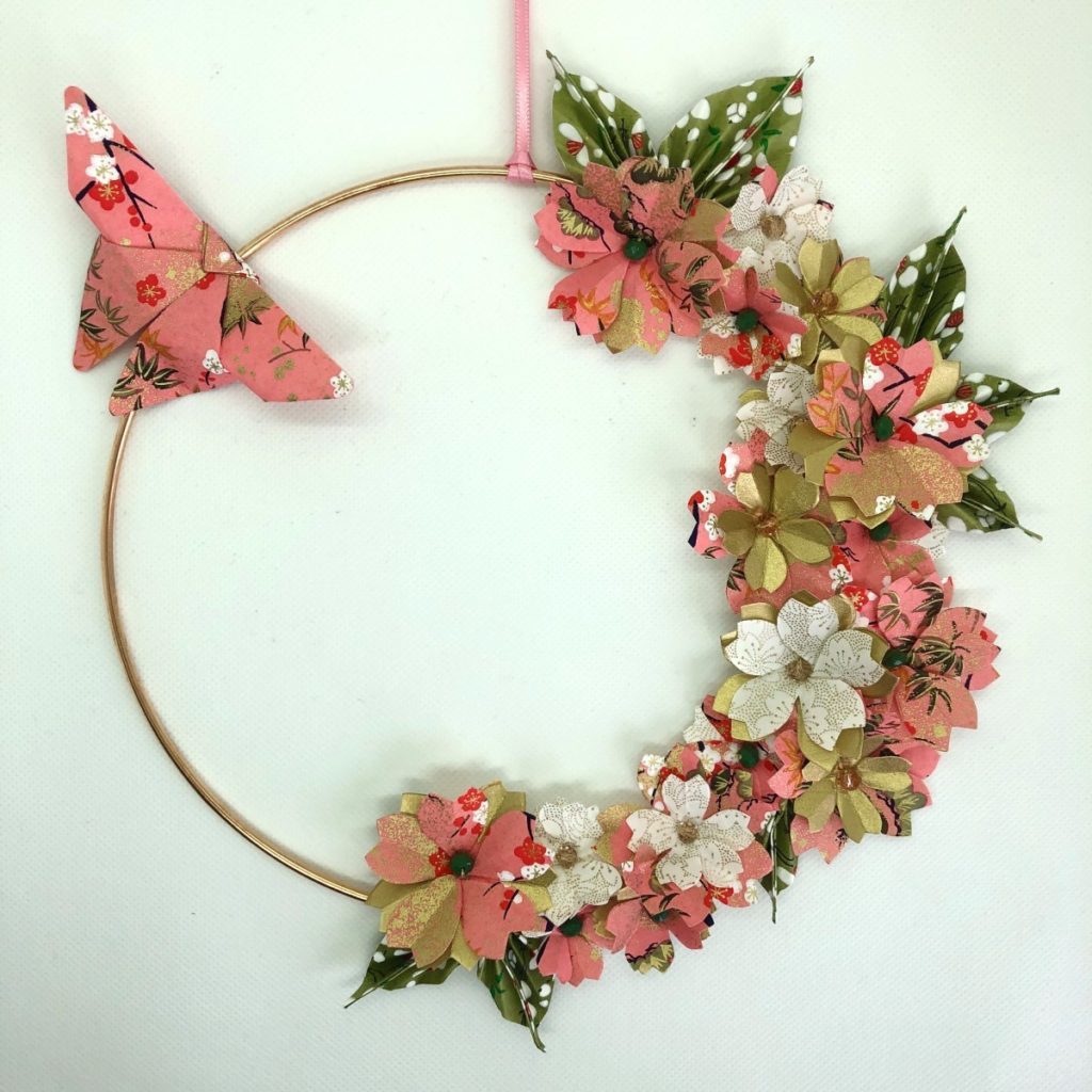 Couronne Kamakura avec fleurs en origami – Rose & or