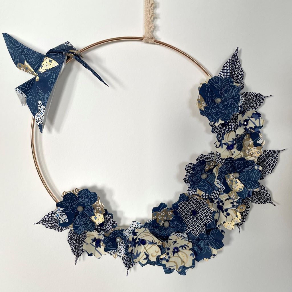 Couronne Kamakura avec fleurs en origami – Romantique