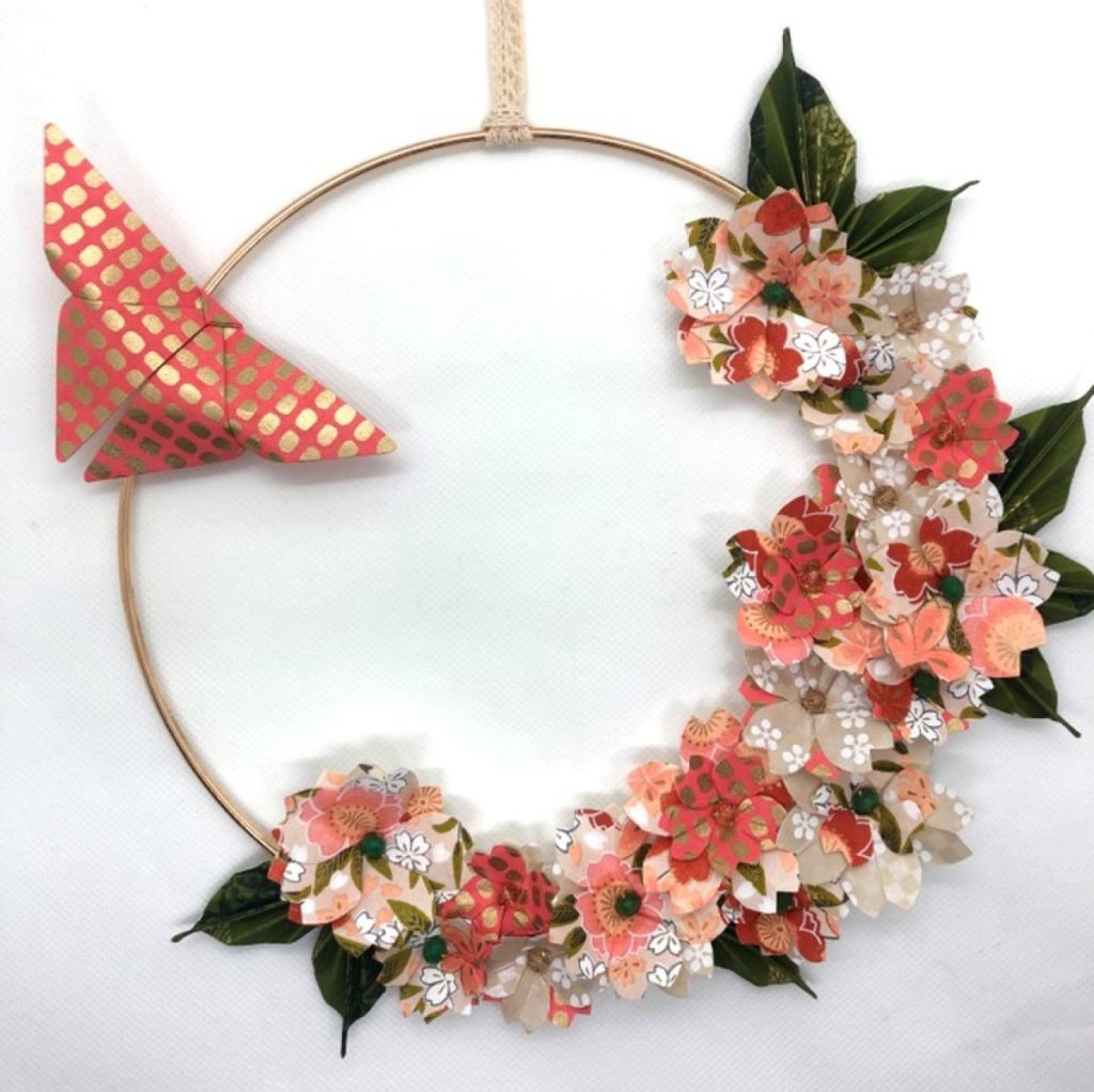 Couronne Kamakura avec fleurs en origami – Nude