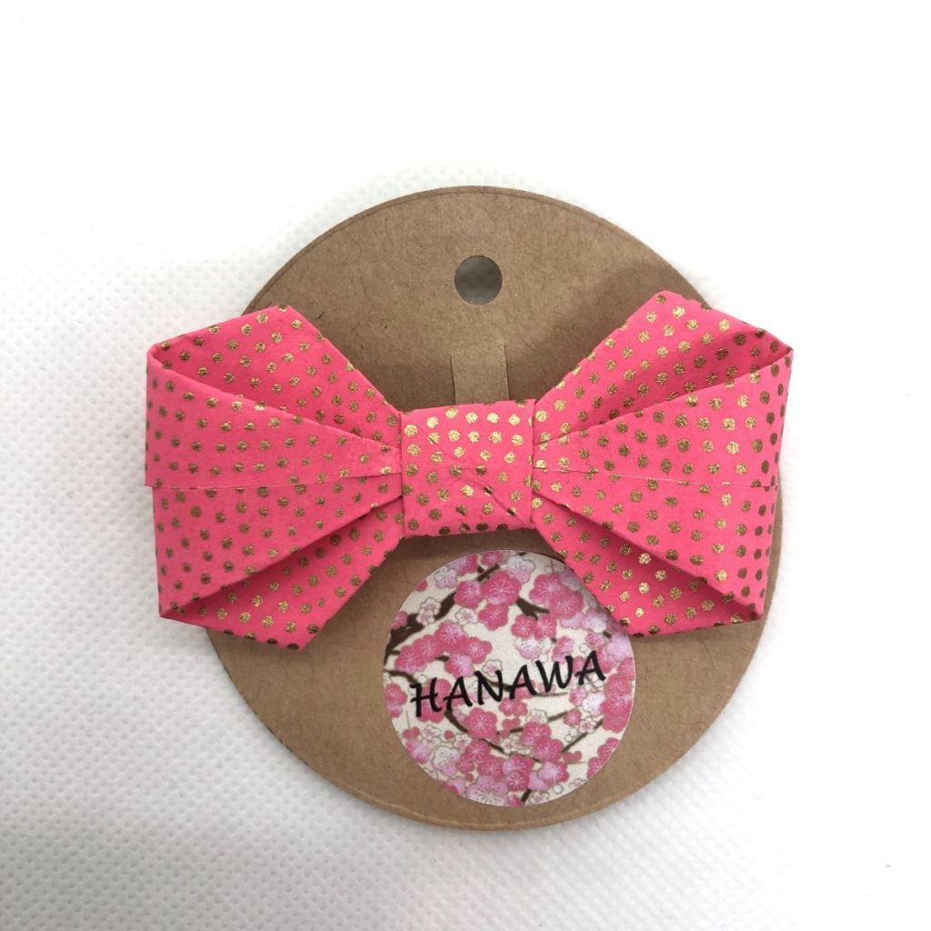 Barrette avec nœud en origami rose