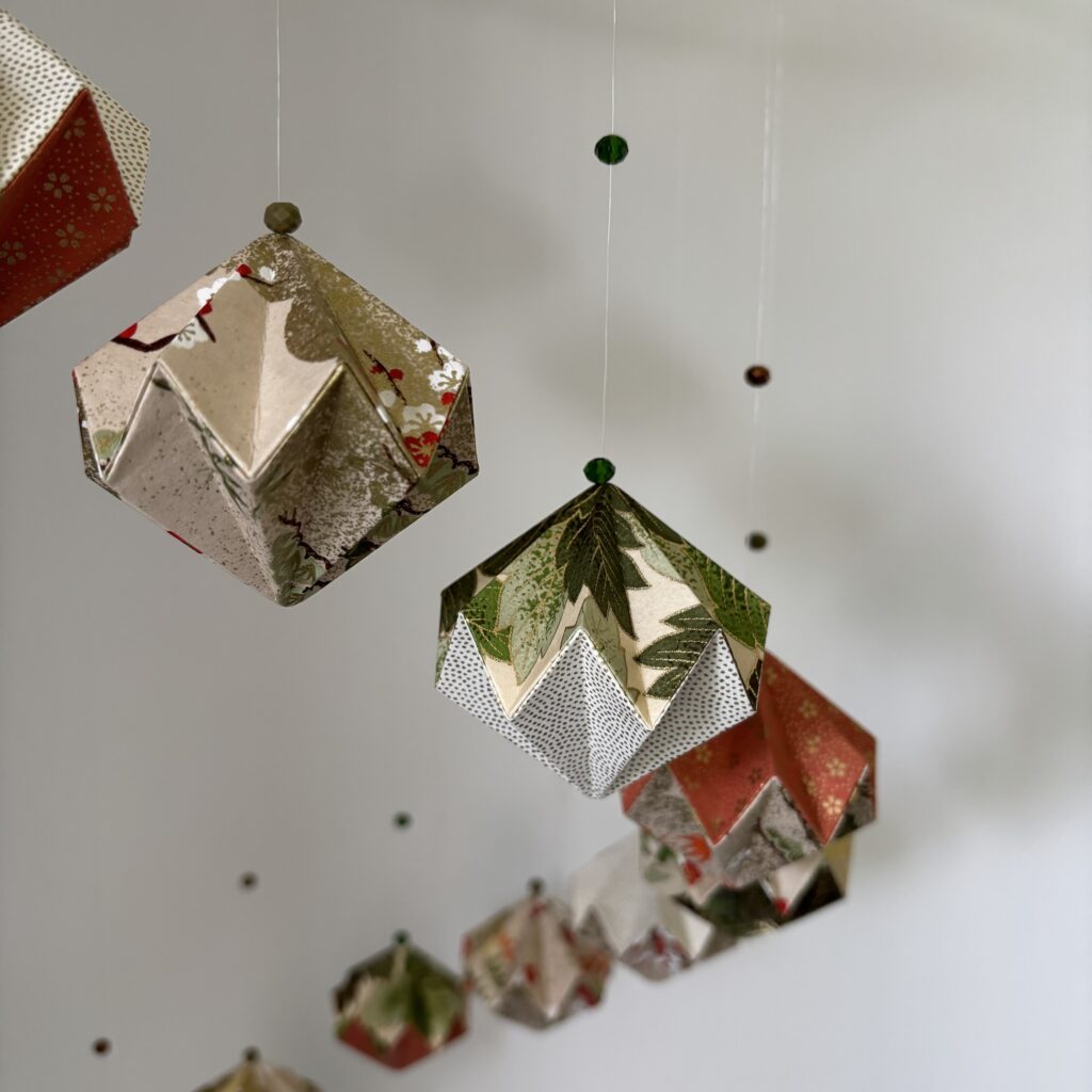 Suspension origami diamant spirale