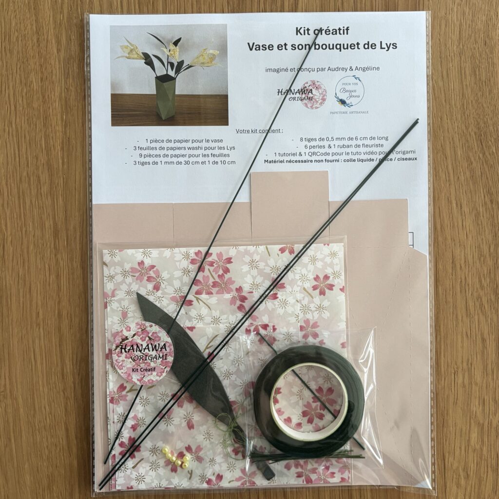 KIT Créatif Vase et son bouquet de lys – Rose & Opaline