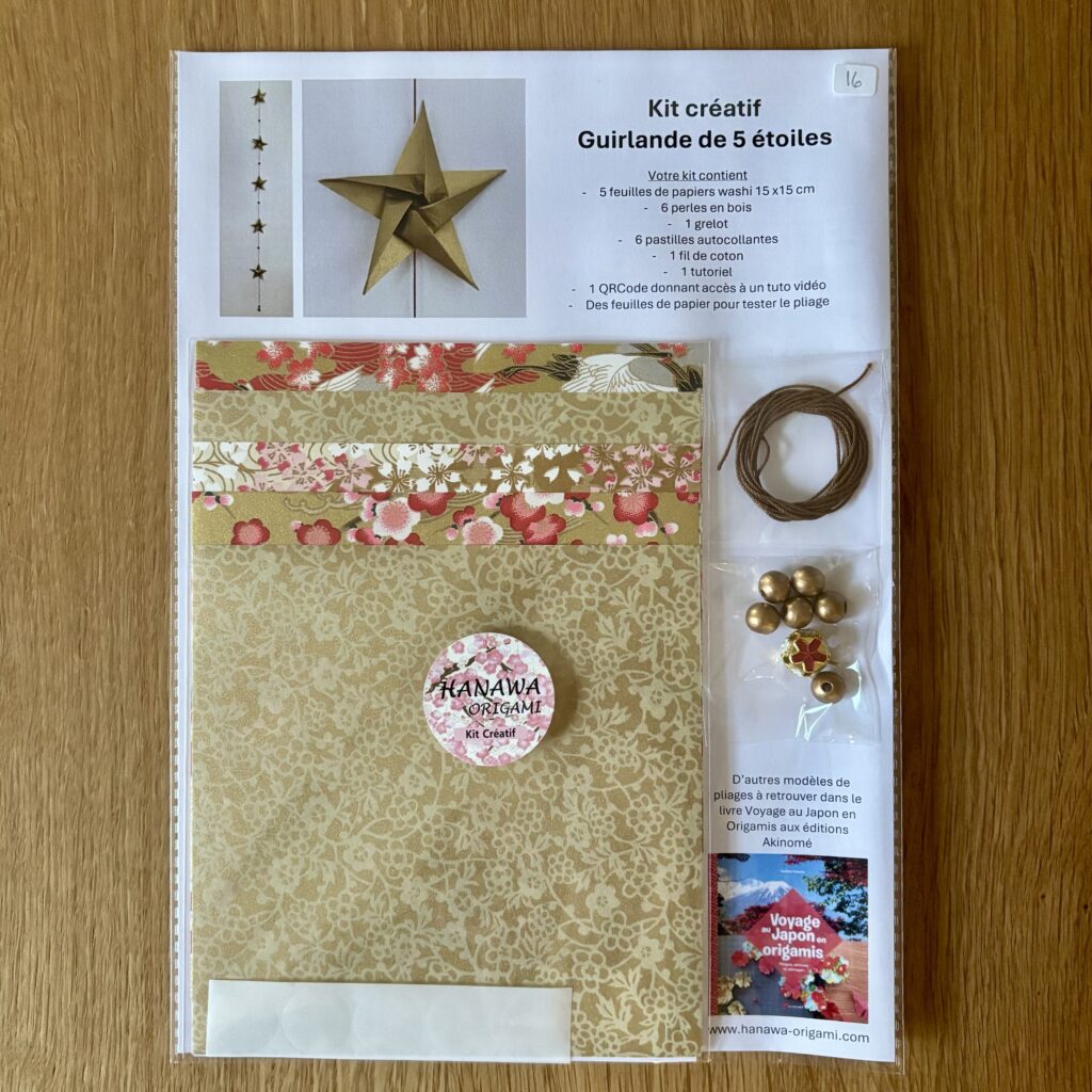 KIT Créatif Guirlande d’étoiles en origami – Doré & Rouge